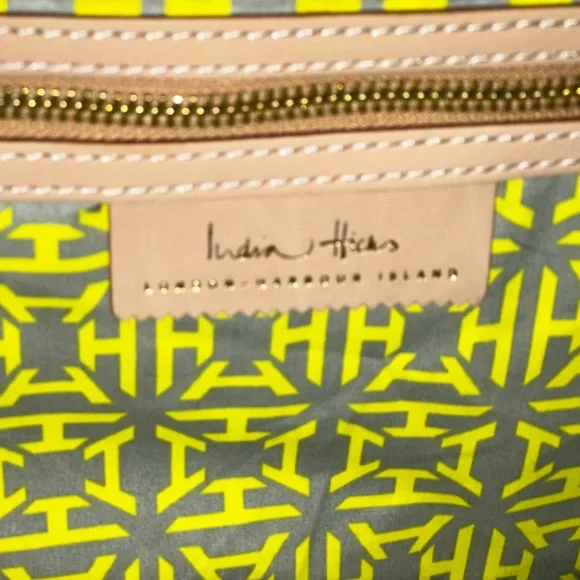 India Hicks bucket style straw bag - Picture 2 of 4